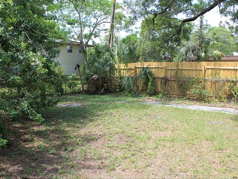 2935 Dr Martin Luther King Jr St S — Photo 4