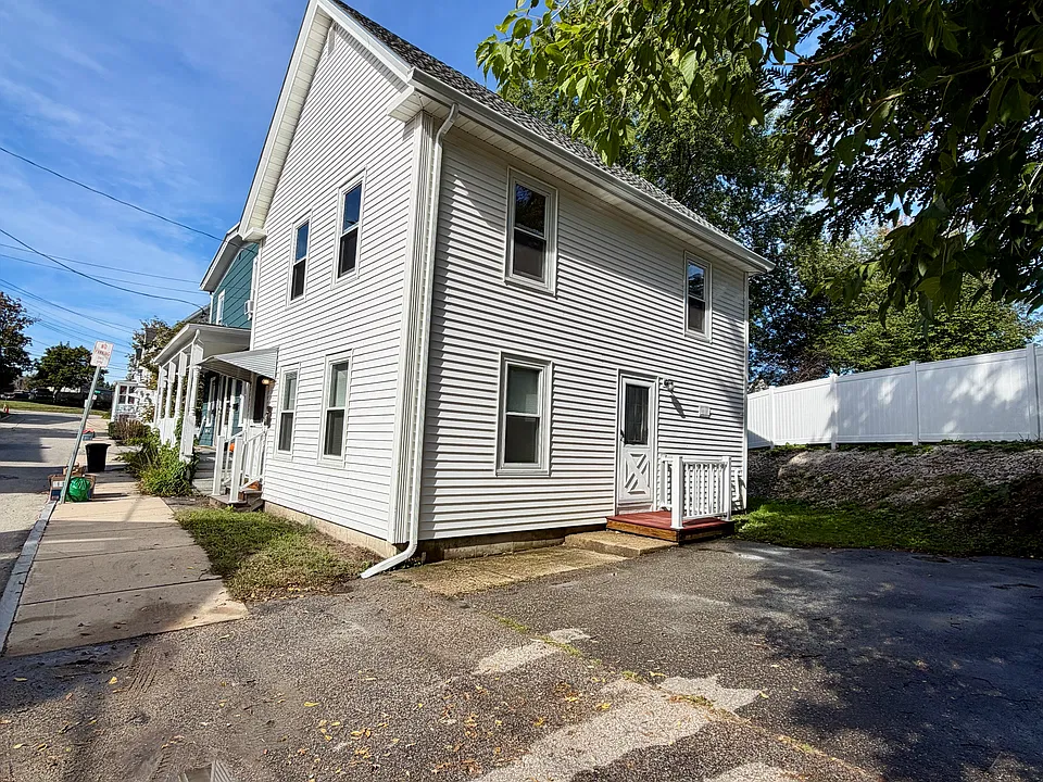 14 Twombly St