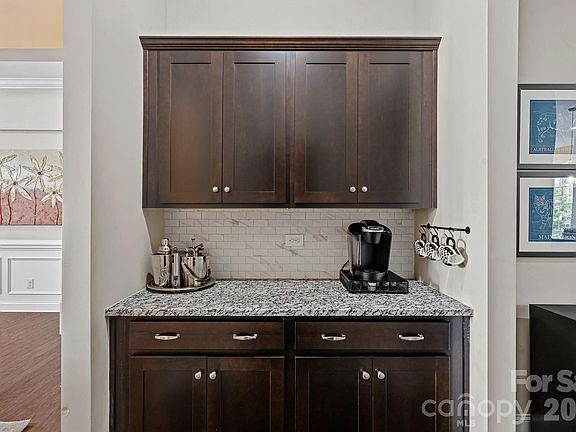 5th image of 2026 Sweet William Dr