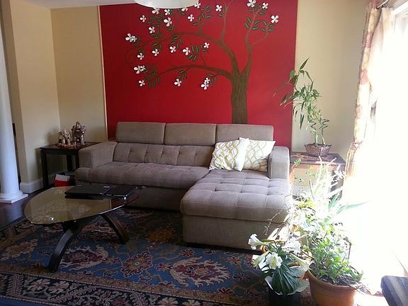 Breakfast Nook/Sitting area