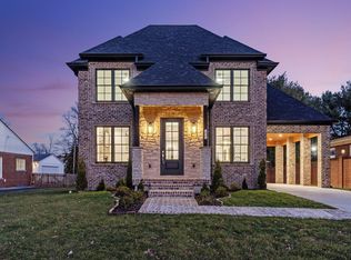 418 Chinoe Rd, Lexington, KY 40502