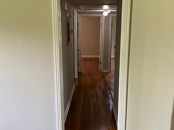 3rd image of 4304 Teenie St