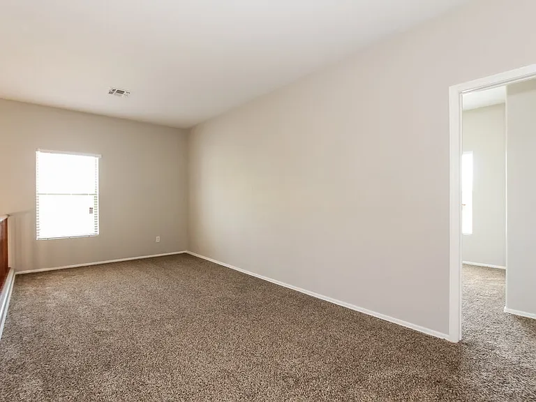 13875 W Mauna Loa Ln — Photo 6