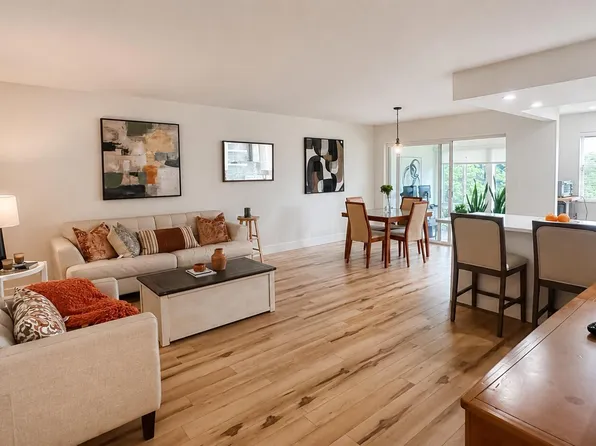 21 Colonial Club Dr APT 303, Boynton Beach, FL 33435