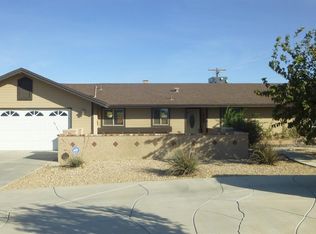 16615 Navajo Rd, Apple Valley, CA 92307