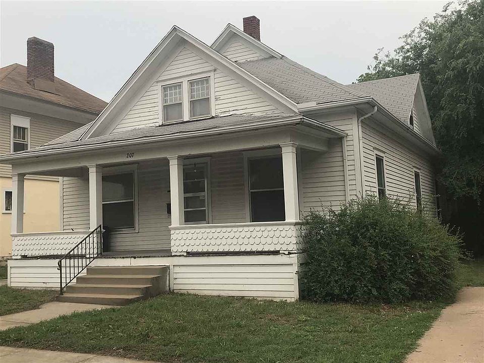 1st image of 207 N B St