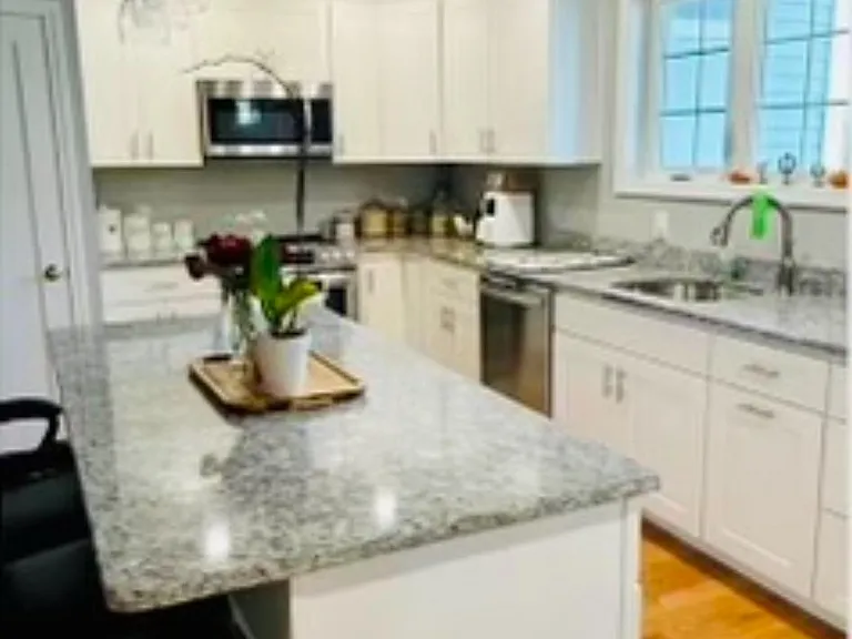 1093 Main St #1 — Photo 7