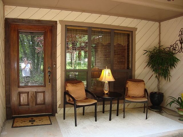 2nd image of 1401 Pine Dr