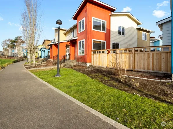 612 SW 100th Street, Seattle, WA 98106