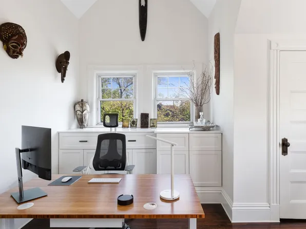 685 East 22nd Street image 26 of 38