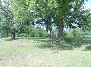 101 E Stapleton St, Albany, MO 64402