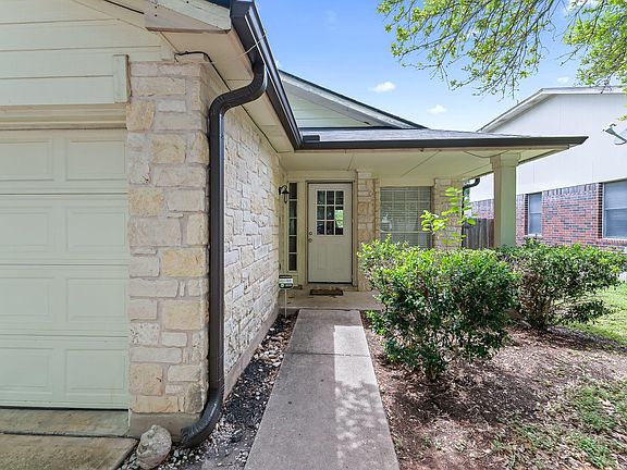 3rd image of 14320 Teacup Ln