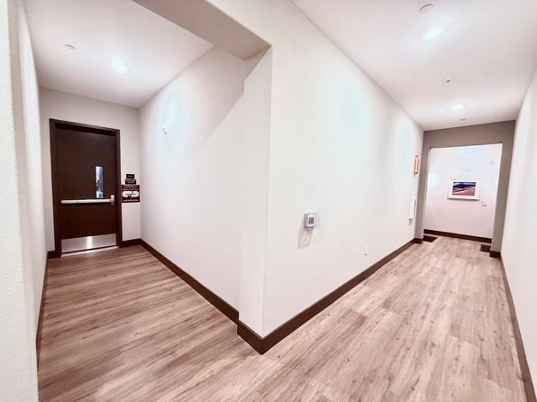 1661 Spring St #424, Davis, CA 95616
