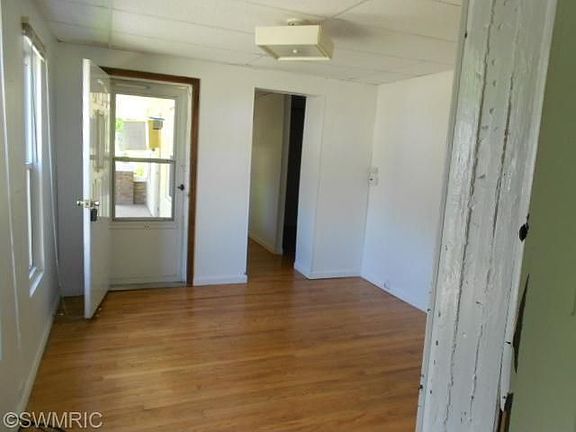 2nd image of 153 Valley Ave NW