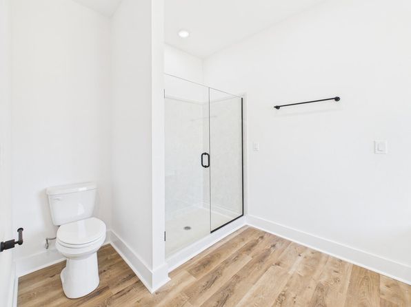333 Shoal River Dr