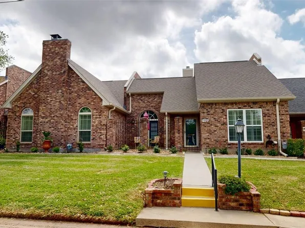 705 Walker St, Bryan, TX 77802