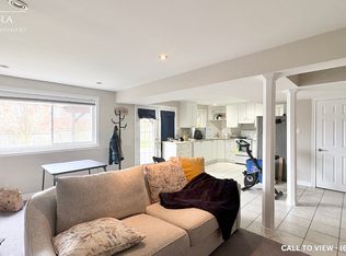 1206 Harlstone Cres #2, Oshawa, ON L1K 0J2
