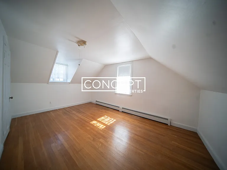 105 Keith St — Photo 44