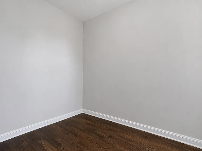 2341 W Charleston St #2F — Photo 15