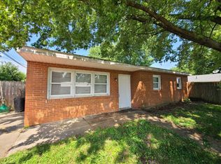 10042 Holland Dr, Dillsboro, IN 47018