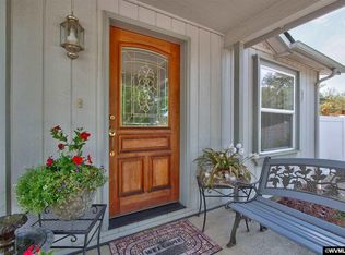 3379 Lake Vanessa Cres NW, Salem, OR 97304