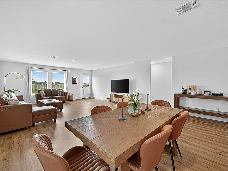 27615 Seascape Village Dr — Photo 2