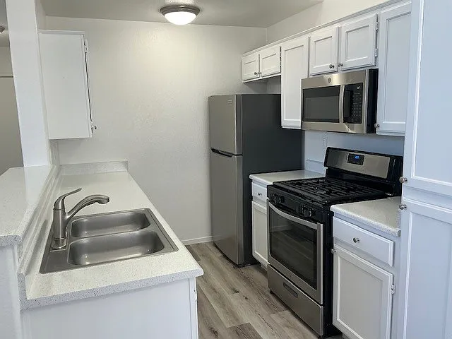 3750 Sand Shark Ct #X — Photo 5