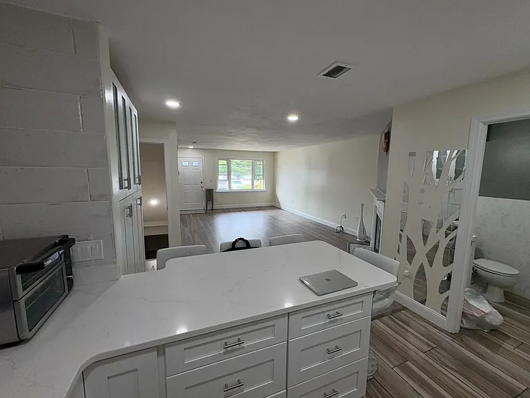 121 Cadogan Way — Photo 18