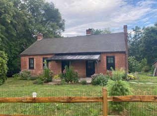 898 Menges Mills Rd, Spring Grove, PA 17362