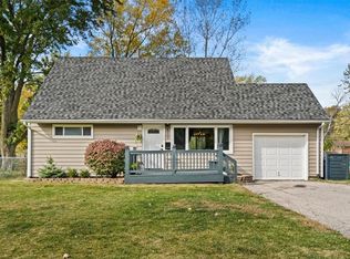 817 S Sunset Dr, Olathe, KS 66061