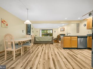 11 Laurel Brook Dr UNIT 11, Oakland, MD