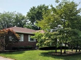 2513 Holiday Ln, Saint Charles, MO 63301