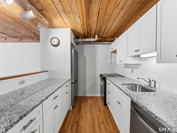5th image of 68 Thermos Avenue #223B