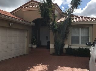 8250 Helsinki Cir, Boca Raton, FL 33434