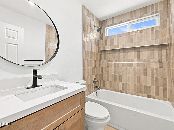 3rd image of 19028 N 45TH Drive