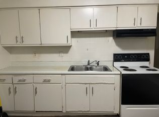 1921 W 8th St APT F, Muncie, IN 47302