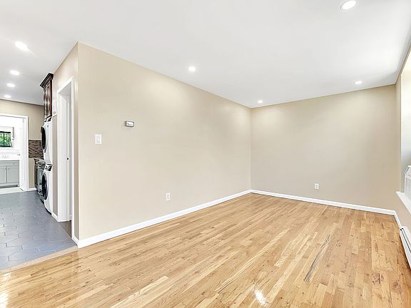 2nd image of 14-23 31st Ave #2B