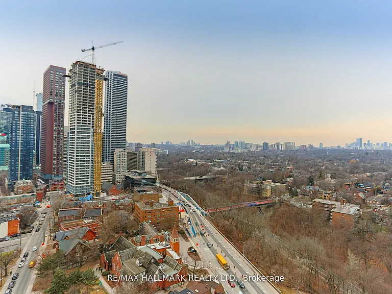 575 Bloor St E #2109 — Photo 16