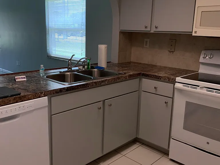 7301 Ridgewood Ave #A-101 — Photo 5