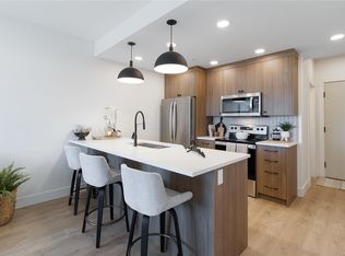 201 Dogwood Dr #102, Ladysmith, BC V9G 1S8