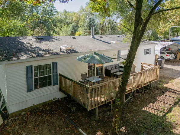 2685 134th Ave, Hopkins, MI 49328