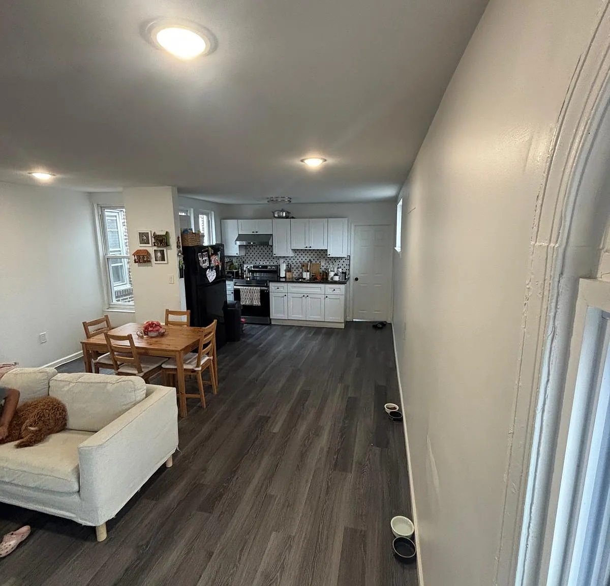 2 bed, 800 sqft, $1,350 — Photo 2