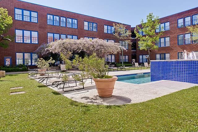1st image of 2502 Live Oak St APT 131