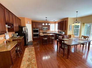 3310 Everett Dr, Rochester Hills, MI 48307
