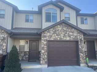 1131 W Lancelot Ln, West Haven, UT 84401