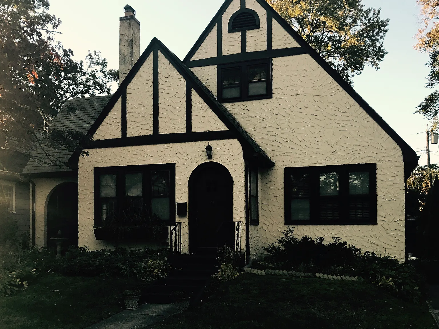 514 Wildwood Rd photo 1