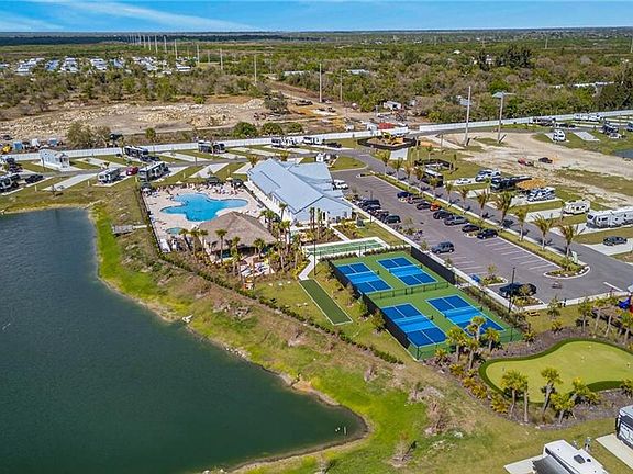 4th image of 237 Horizon RD