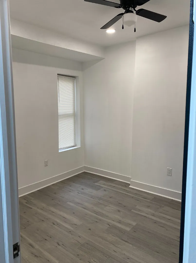 710 N Fulton Ave $550 Private Room (Shared Bath) — Photo 4