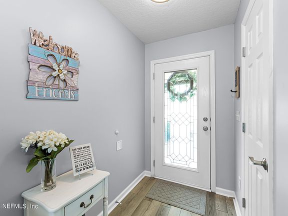 3rd image of 1201 NOCHAWAY Drive