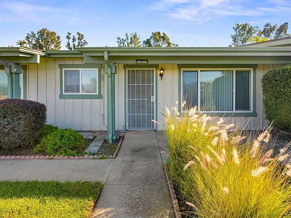 2nd image of 4440 Skimmer Way